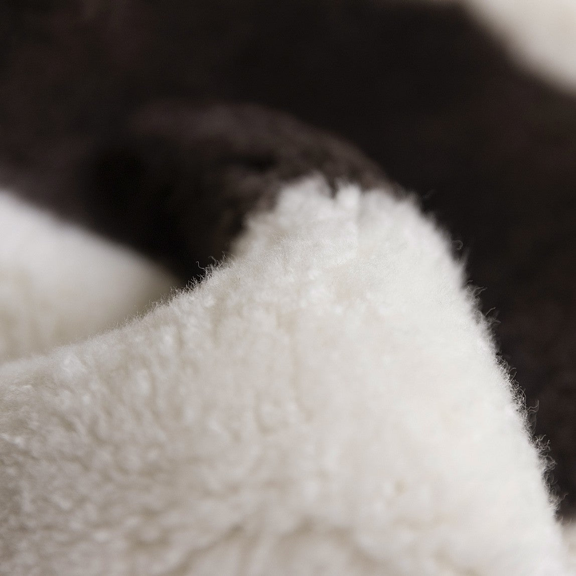 Cross-Breed Sheepskin | Natural With Brown Spot